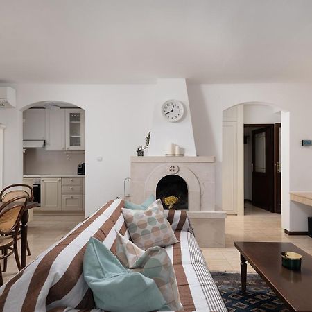 Heritage House Dvor Sutivan Esterno foto